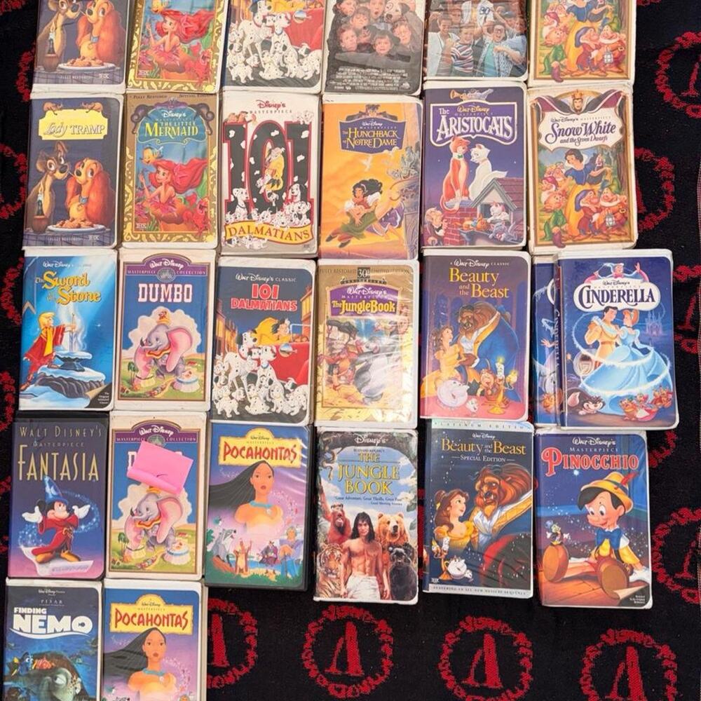 27 vintage y2k disney vhs